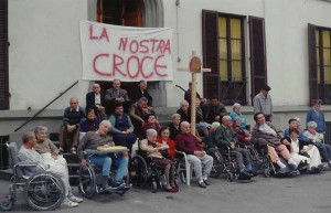 Una protesta dei degenti del Caselli di Quarrata