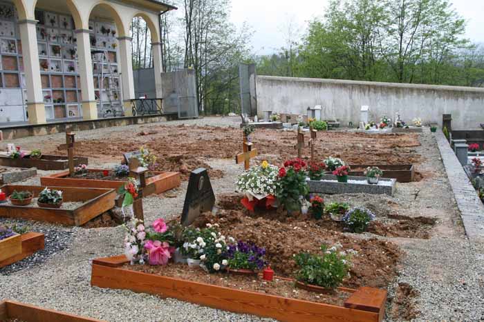 serravalle. CIMITERO DI CASALGUIDI, NUOVO MONUMENTO AI PARTIGIANI