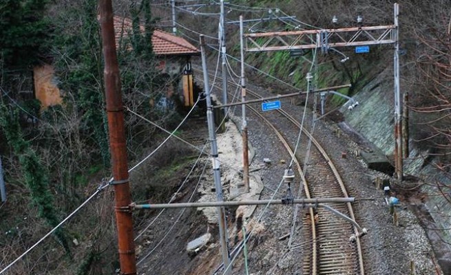 «RIDÀTECI IL TRENO PER NON FARCI MORIRE»