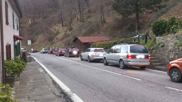 STATALE 12 A CUTIGLIANO: FILE DA… NOVELLA DELLO STENTO