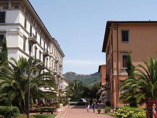 montecatini. BEN VENGA IL PROGETTO POP UP.. MA ANCHE UN AIUTO A CHI GIÀ C’È