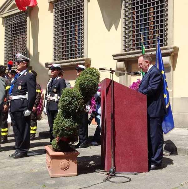 2 GIUGNO. È QUI LA FESTA?