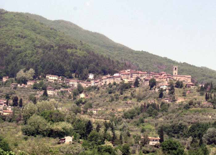 TREKKING IN VALLERIANA