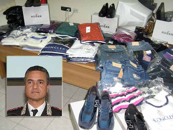 CARABINIERI. PRODUCEVA OGGETTI E CAPI D’ABBIGLIAMENTO CON MARCHI CONTRAFFATTI