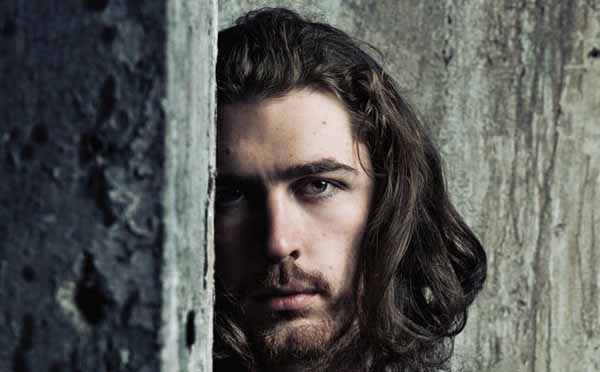 SARÀ HOZIER AD APRIRE IL BLUES