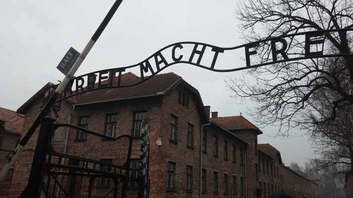 ARRIVO AD AUSCHWITZ