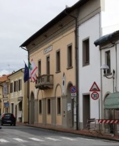 Il municipio di Chiesina Uzzanese