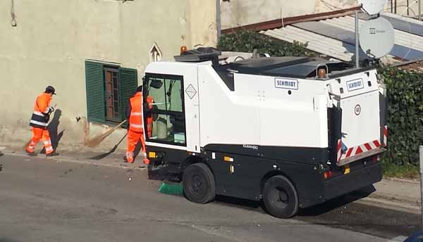 QUARRATA, SPAZZAMENTI MECCANICI SUL TERRITORIO