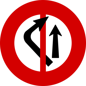 600px-Italian_traffic_signs_-_divieto_di_sorpasso_(early)_svg