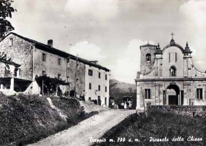 la-chiesa-di-san-Michele-Arcangelo-in-una-cartolina-fine-anni-50-collezione-Paolo-Cerretini