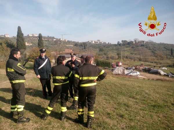 vigili del fuoco. SI CERCA UN DISPERSO A UZZANO