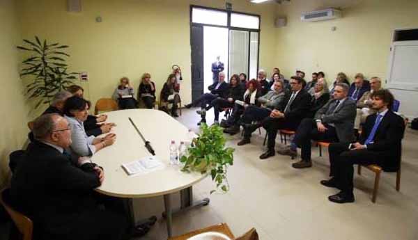 saccardi a pescia. QUANDO PD SIGNIFICA BUIO E DECISIONISMO