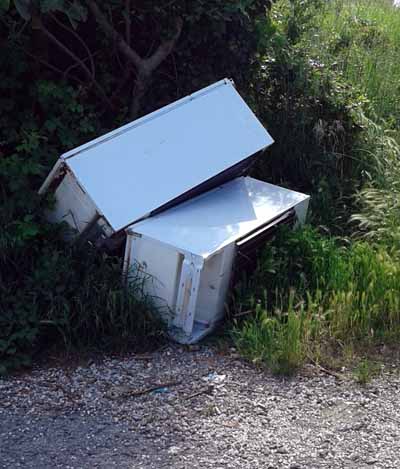 pistoia. DISCARICHE A CIELO APERTO: E IL COMUNE?