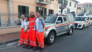 Ponte, volontari di fronte alla sede della Pubblica Assistenza