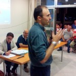 Il Correttore morale, Don Simone, modera l'assemblea