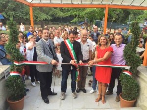 Pescia. taglio del nastro alla scuola di Valchiusa