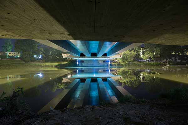 firenze. “NOTTURNO FLUVIALE”, IN MOSTRA I PONTI DELL’ARNO