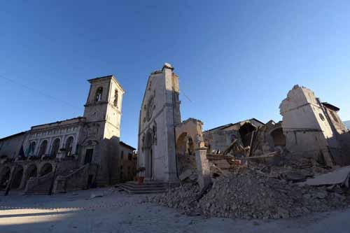 terremoto. AIUTIAMO LA GENTE DI NORCIA