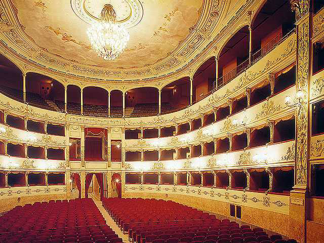 teatro pergola. “LO SCHIACCIANOCI”, BALLET OF MOSCOW