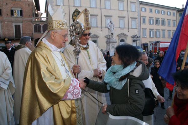 prato. EPIFANIA, LE COMUNITÀ STRANIERE IN DUOMO PER LA «MESSA DEI POPOLI».