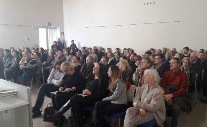 montemurlo. TESI DI LAUREA SULLA “VILLA DEL BARONE”, SALA PIENA