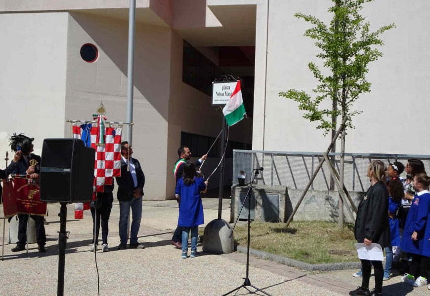 INAUGURATA STAMANI UNA PIAZZA A NELSON MANDELA