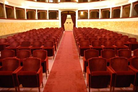 teatro pacini. GRAN GALÀ LIRICO, CANZONE NAPOLETANA E SWING