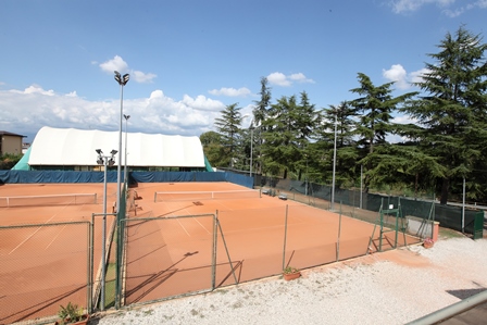 quarrata. SI INAUGURA LA NUOVA GESTIONE DEL TENNIS CLUB