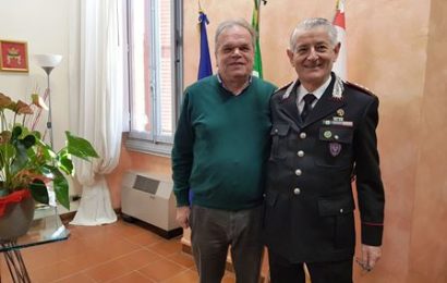 montemurlo. IL SINDACO SALUTA IL COLONELLO ALBERTO BRONZI DEI CARABINIERI FORESTALI