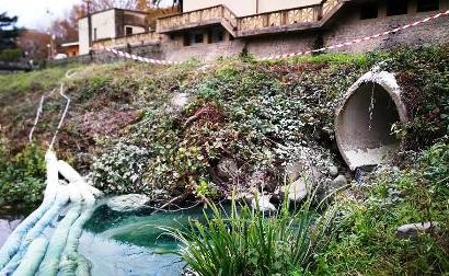 inquinamento. SVERSAMENTO DI IDROCARBURI SUL TORRENTE PESCIA?