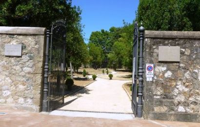 montemurlo. NEL GIARDINO DI VILLA GIAMARI RITORNA IL “CINEMA NEL PARCO”