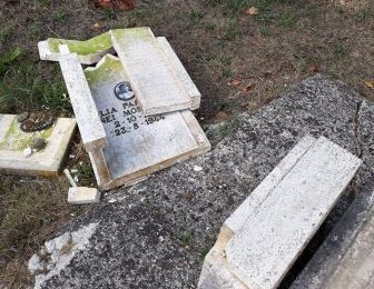 ponte. PADULE DI FUCECCHIO, PROFANATI I CIPPI COMMEMORATIVI DELL’ECCIDIO