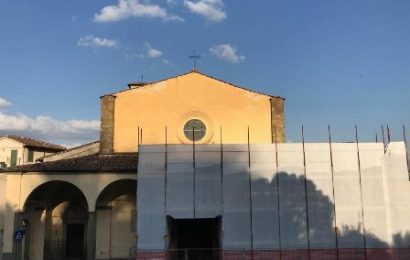 carmignano. MESSO IN SICUREZZA IL PORTICATO DELLA CHIESA