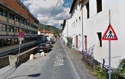 pescia. VIA CESARE BATTISTI NON SI TOCCA!