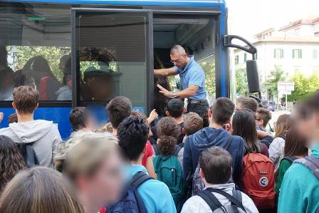 montecatini. TPL, LASCIATI A PIEDI PERCHÈ MANCANO LE NAVETTE