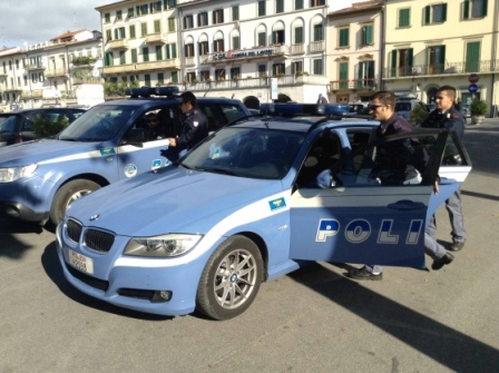 PRATO: LA POLIZIA DI STATO DENUNCIA IN VIA SANTA TRINITÀ UNO SPACCIATORE