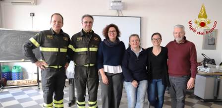 VIGILI DEL FUOCO A LEZIONE DI “SICUREZZA E SOCCORSO DELLE PERSONE CON ESIGENZE SPECIALI”