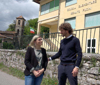 “UN’AULA DELLA SCUOLA DI NIEVOLE INTITOLATA ALLA MAESTRA ADUA LORENI STEFANELLI”