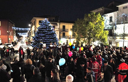 NATALE A QUARRATA: OGGI SI ACCENDONO LE LUMINARIE