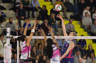 volley A1 femminile. LA SAVINO DEL BENE SUPERA GOLDEN TULIP VOLALTO