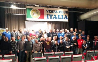 montemurlo. IL VESPA CLUB DONA MILLE EURO ALL’ASSOCIAZIONE AURORA