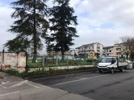 impianti sportivi. PARTITI I LAVORI DI SISTEMAZIONE DEL CAMPO SCUOLA DI ATLETICA LEGGERA