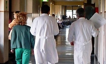 FIRMATE LE DELIBERE CHE SOSPENDONO 55 SANITARI, 54 INFERMIERI E UN MEDICO. ALTRI 4 MEDICI GIÀ SOSPESI DA OGGI