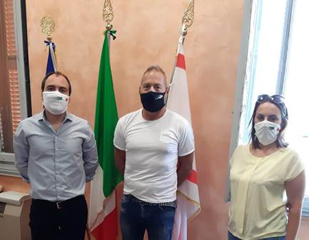 montemurlo. AZIENDA DONA AL COMUNE 2 MILA MASCHERINE “TRICOLORE”