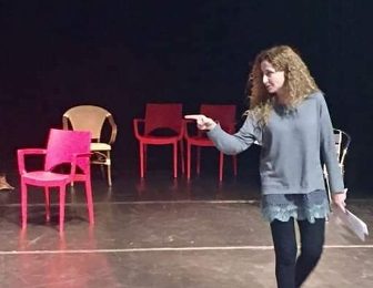 A SCUOLA DI TEATRO CON MONICA MENCHI