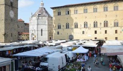 DOMANI MERCATO STRAORDINARIO PRENATALIZIO IN CENTRO STORICO