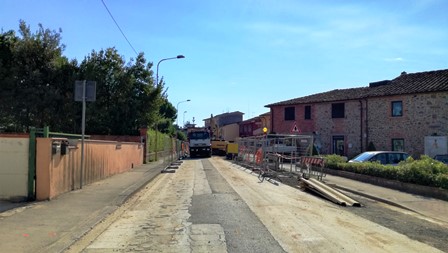 ponte buggianese. CHIUSO IL DOPPIO INTERVENTO SULLE RETI IDRICHE DEL CAPOLUOGO. RISANATI 600 METRI DI FOGNATURA E 400 DI ACQUEDOTTO