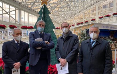 CONFAGRICOLTURA HA DONATO 5.500 STELLE DI NATALE PESCIATINE AL POLICLINICO GEMELLI, IN PRIMA LINEA CONTRO IL CORONAVIRUS