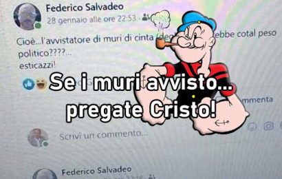 sàtira para & normale. CHI MAI SARÀ IL MISTERIOSO “AVVISTATORE DI MURI DI CINTA” CHE S’AGGIRA A PIEDI IN NOTTURNA PER VIA VALLI?