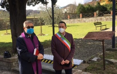 vaiano. VITTIME DEL COVID, INAUGURATO IL GIARDINO DELLA MEMORIA